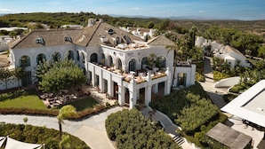 Exterior - SO/ Sotogrande Spa and Golf Resort Hotel Costa del Sol (San Roque)
