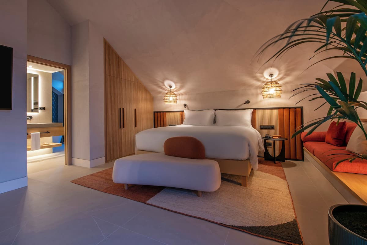 suite, 2 bedrooms, terrace (el cortijo) | 1 bedroom, premium bedding, down duvets, select comfort beds