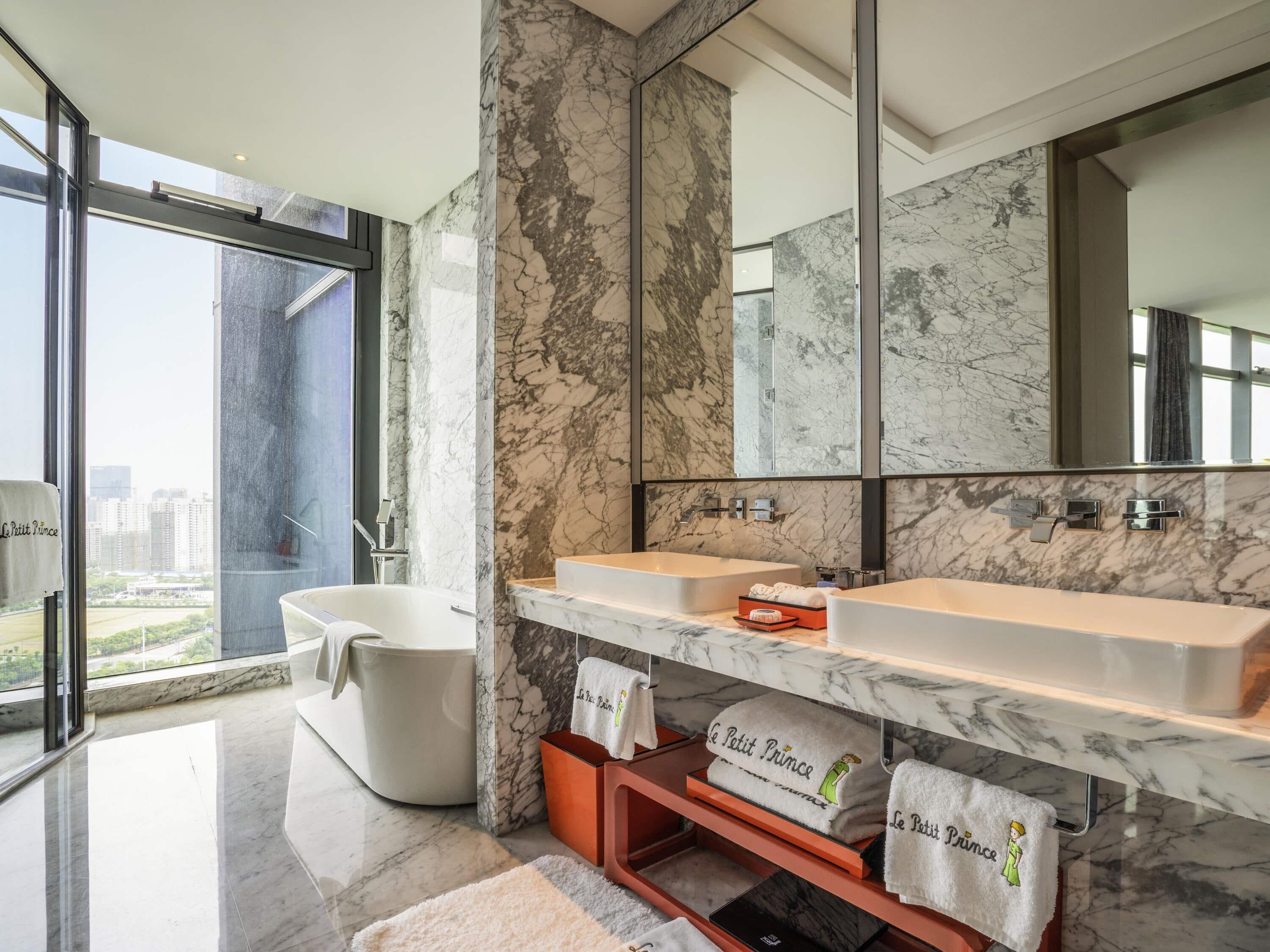 Family Room, Multiple Beds, City View | Down duvets, minibar, in-room safe, desk