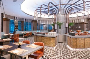 Se sirven almuerzos y cenas, cocina china