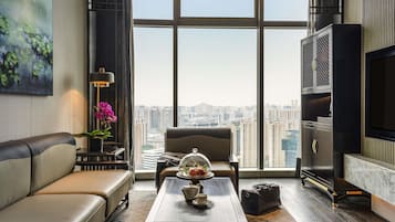 Junior Suite, 1 King Bed | 1 bedroom, down comforters, minibar, in-room safe