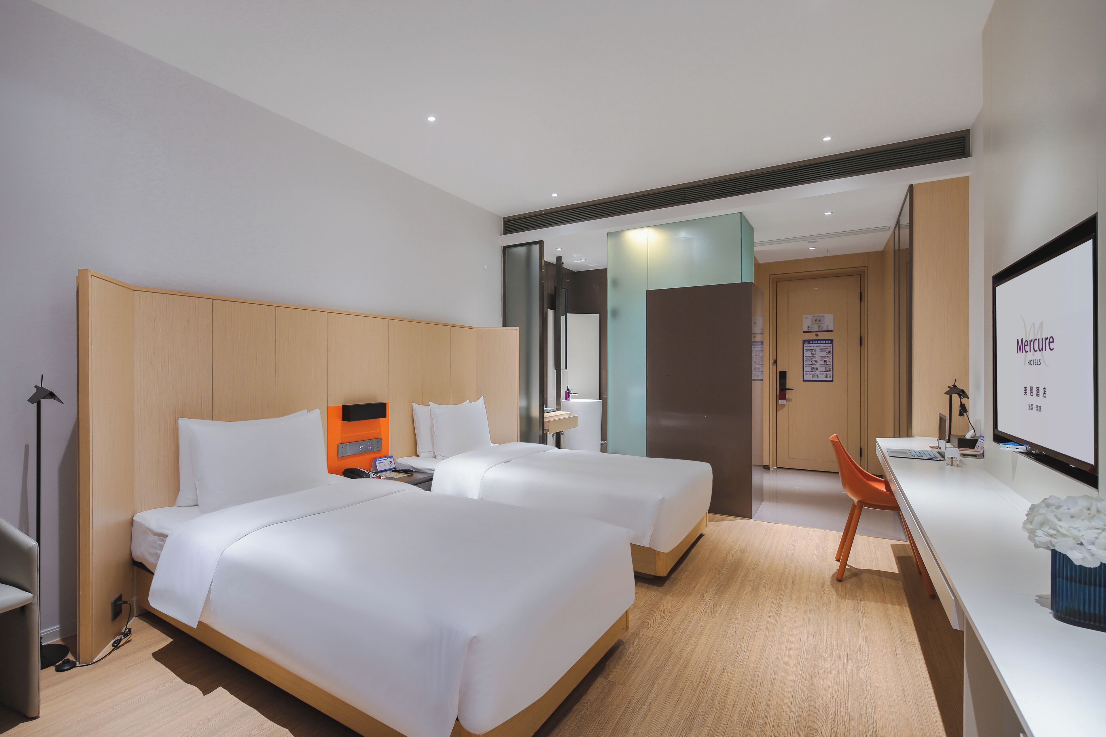 Standard Twin Room, 2 Twin Beds | Minibar, soundproofing, free WiFi