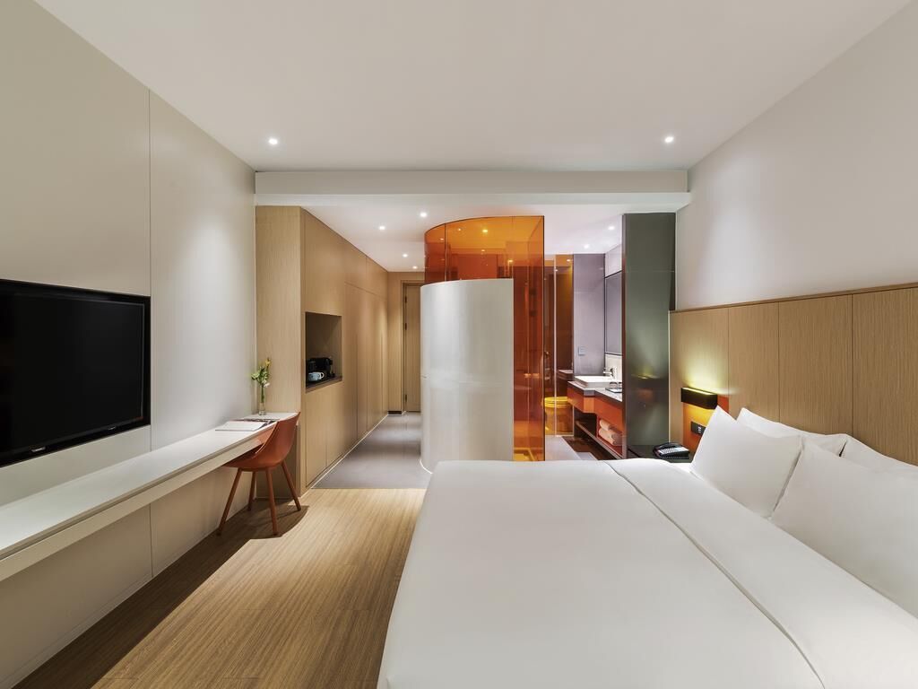 Privilege, Kamer, 1 kingsize bed | Donzen dekbedden, een minibar, geluiddichte muren, gratis wifi