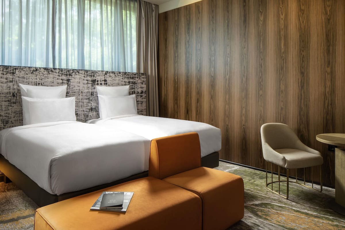 Superior Room, 2 Single Beds | Hypo-allergenic bedding, minibar, in-room safe, blackout curtains