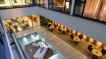 Champagne bar, garden views, open daily