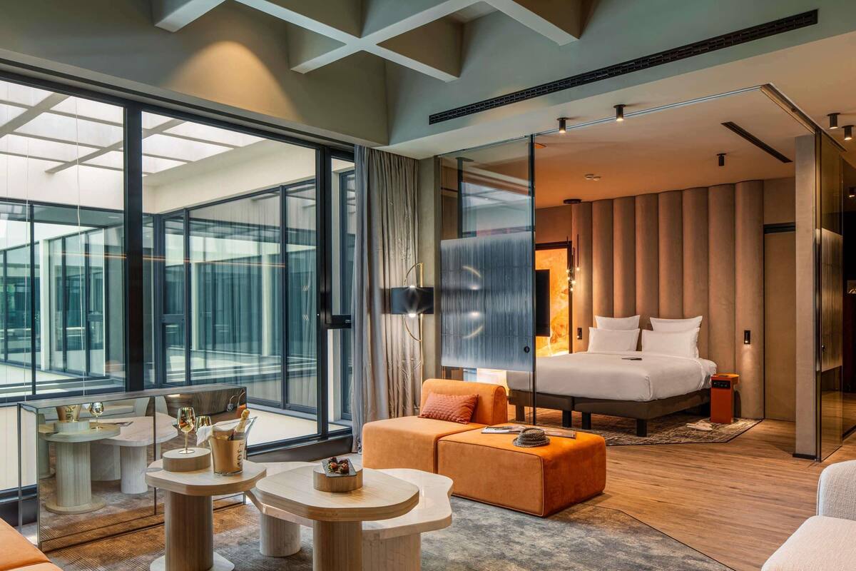 Suite ejecutiva, 1 cama de matrimonio grande (Philippopolis) | Ropa de cama hipoalergénica, minibar, caja fuerte y cortinas opacas