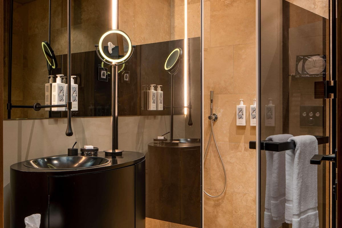 Ropa de cama hipoalergénica y minibar