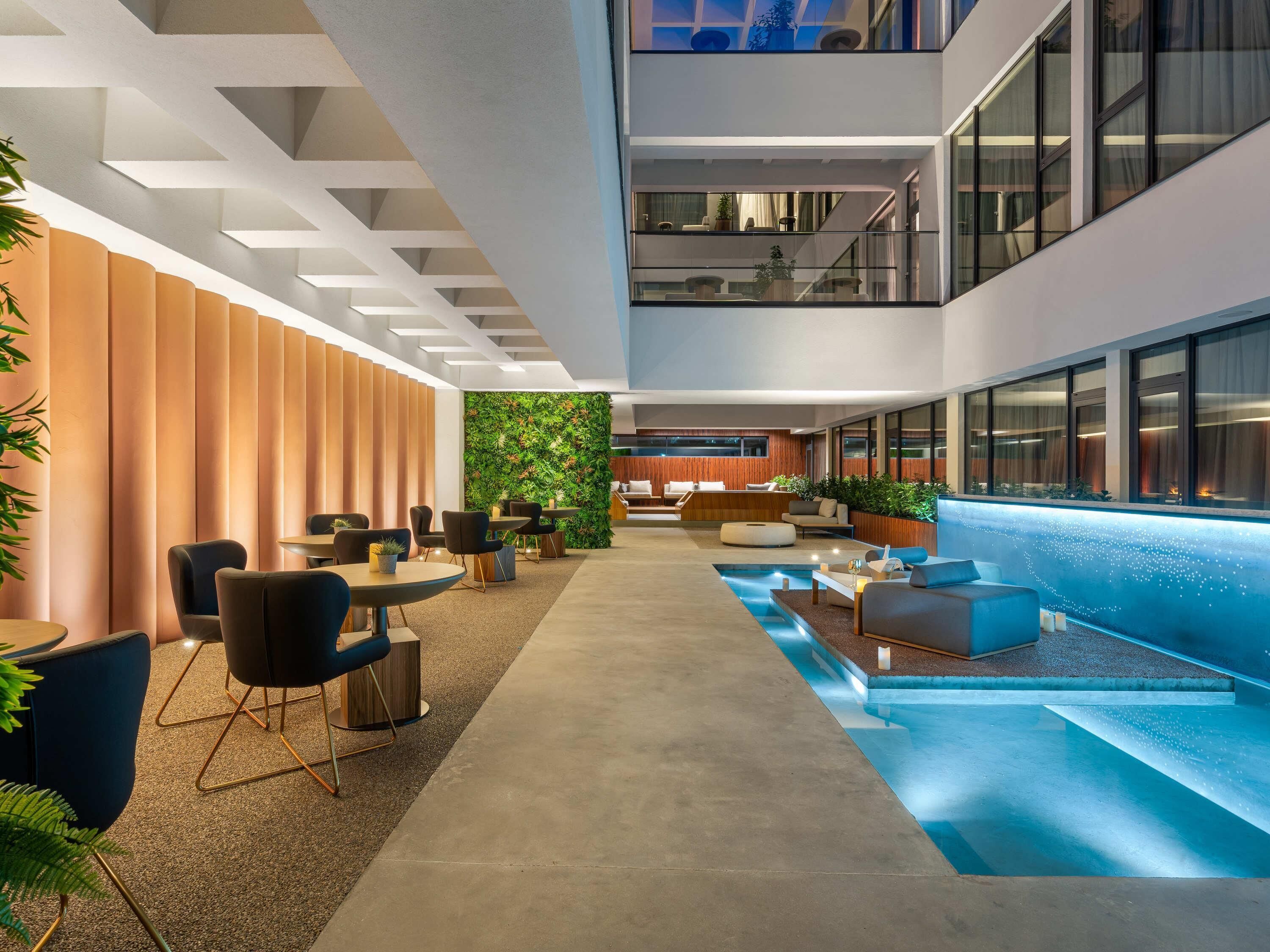 Champagne bar, garden views, open daily