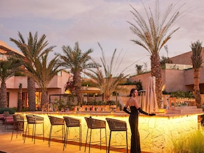 Cocktail bar, ocean views, open daily - Fairmont Taghazout Bay (Aourir)