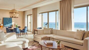 Premium bedding, pillow-top beds, minibar, in-room safe