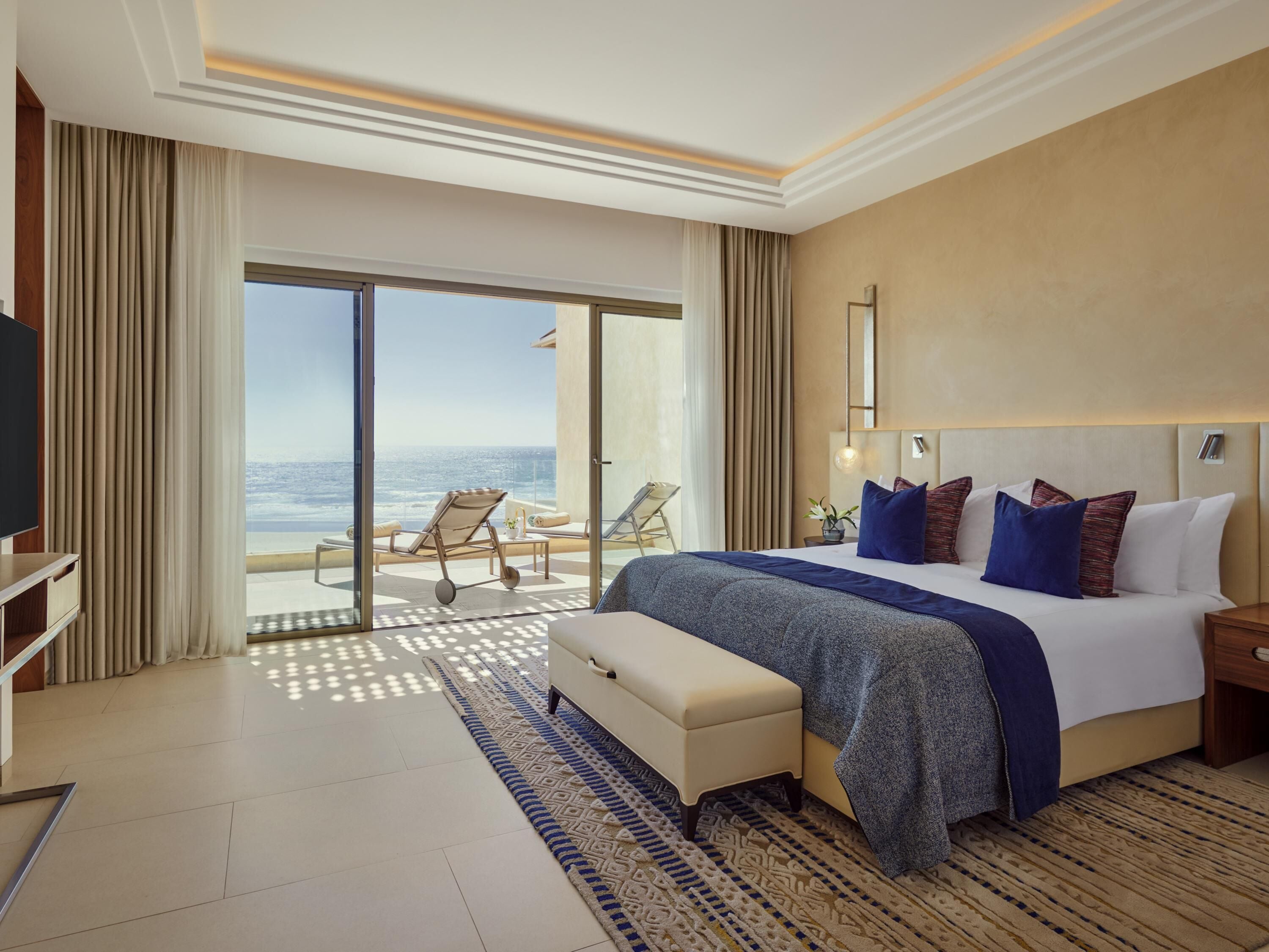 Literie de qualité supérieure, surmatelas, minibar