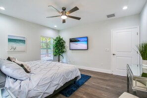 3 bedrooms, iron/ironing board, travel cot, WiFi