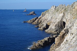 Beach nearby - YOUR VACATION AT THE END OF THE WORLD (Plogoff)