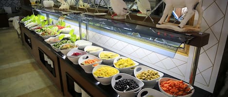 Desayuno buffet incluido todos los días