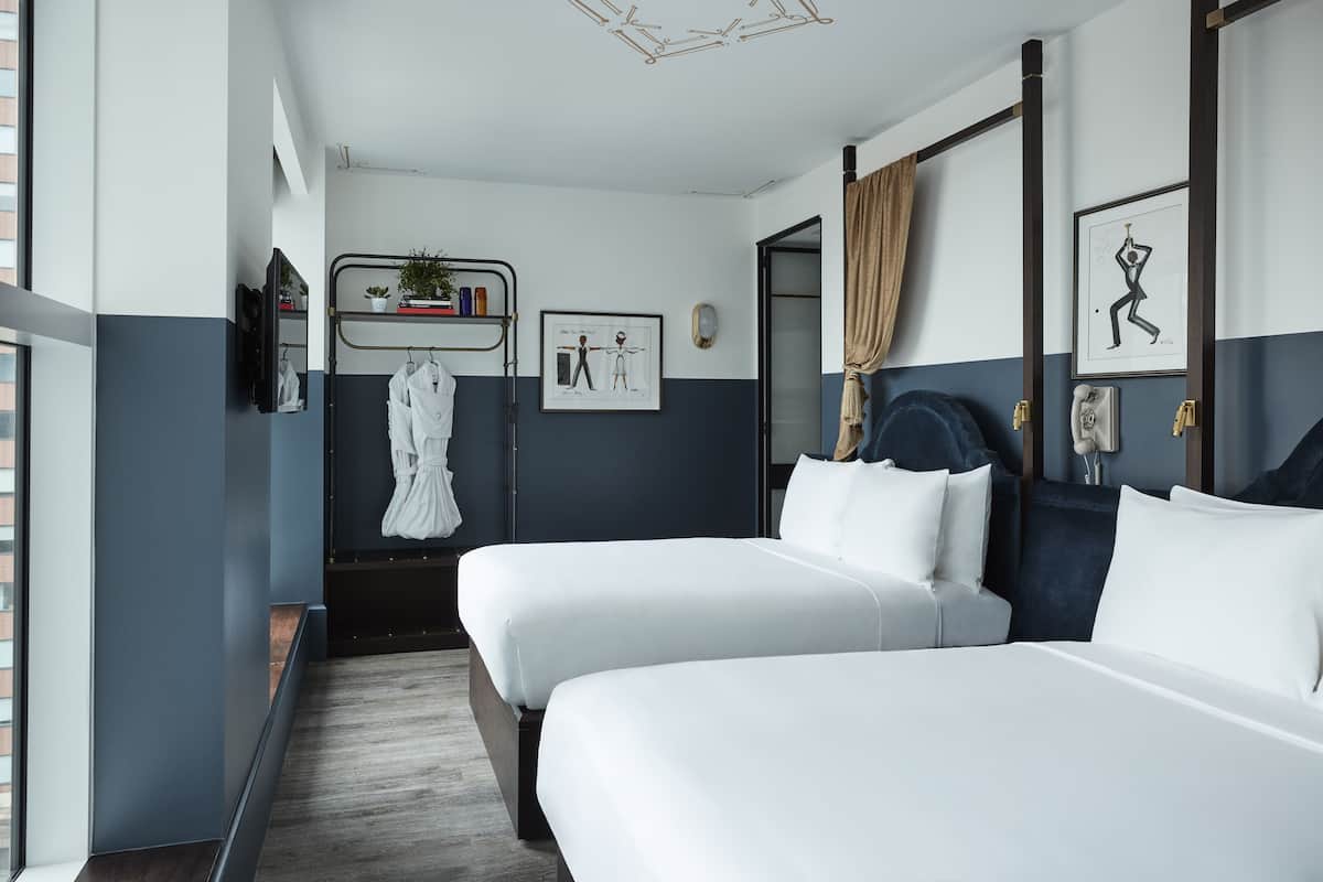 Room, 2 Double Beds (Spacious)