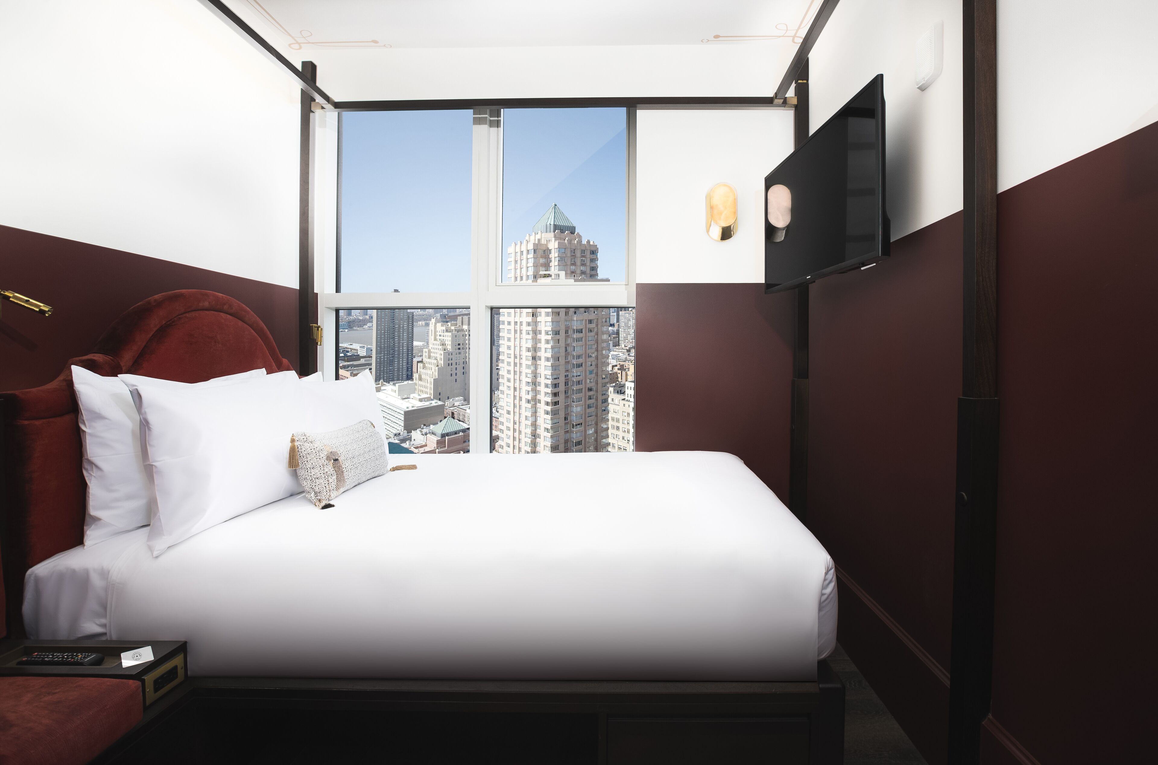 room, 1 queen bed (cozy) | hypo-allergenic bedding, in-room safe, free cots/infant beds, free wifi