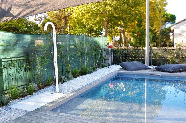 Udendørs pool