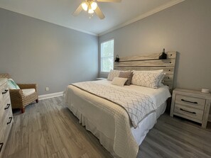 4 bedrooms, iron/ironing board, travel crib, free WiFi