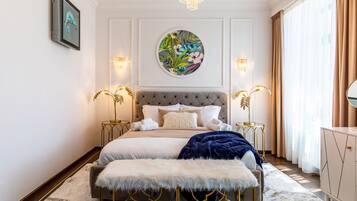 1 bedroom, premium bedding, memory foam beds, free minibar