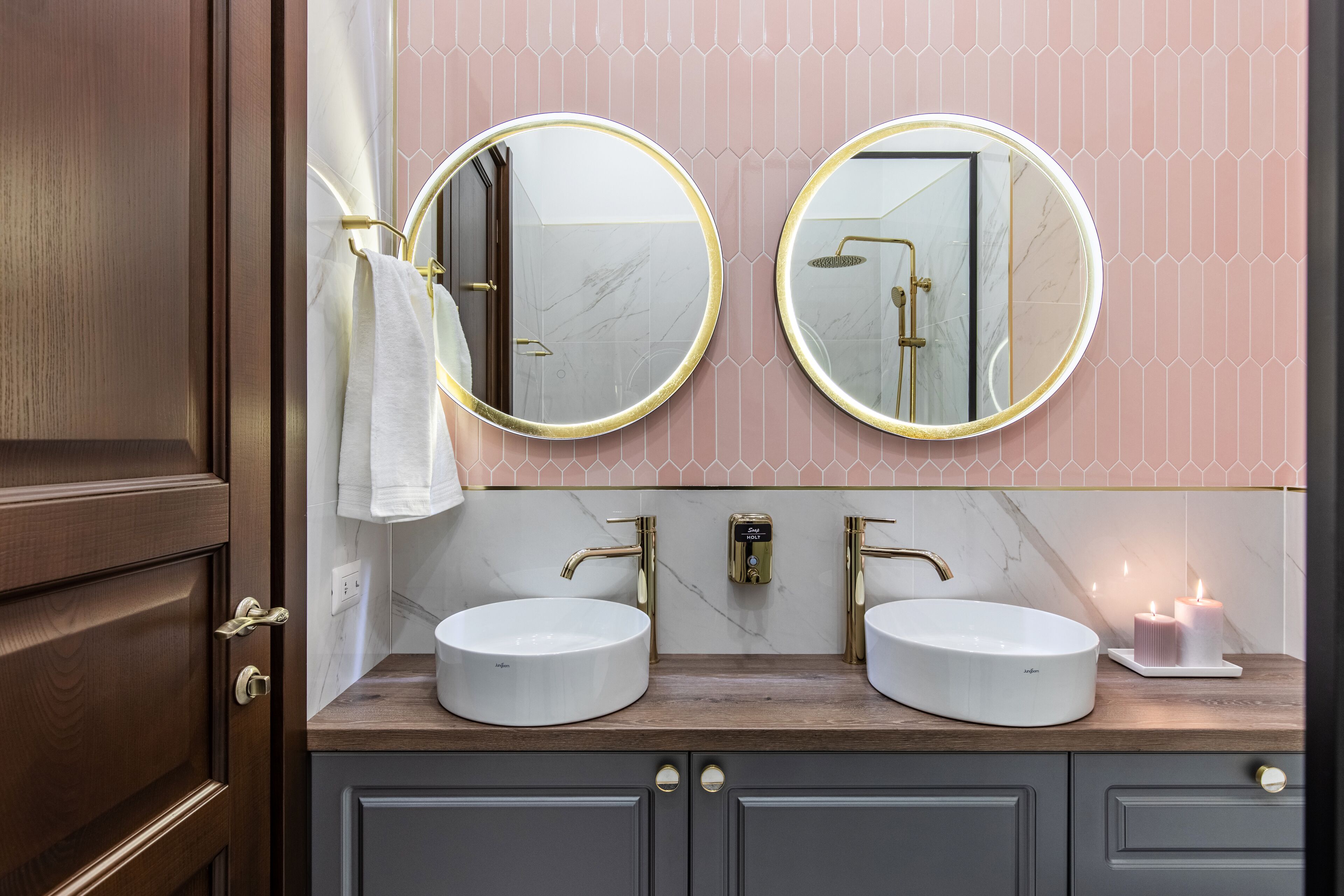 Foto - HOLT Old Town Luxury Suites