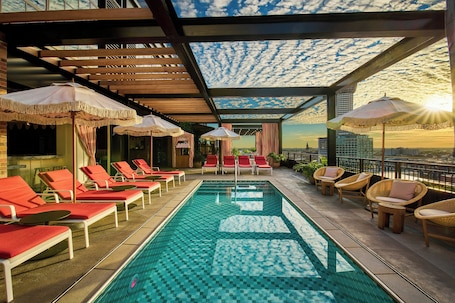 Outdoor pool. Virgin Hotels New Orleans