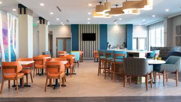 Desayuno continental incluido los fines de semana