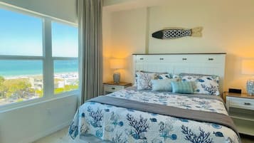 2 bedrooms, desk, iron/ironing board, travel crib