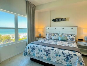 2 chambres, bureau, fer et planche à repasser, lit parapluie