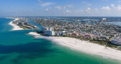 Paradise Awaits 250 Steps to Beach | Heated Pool