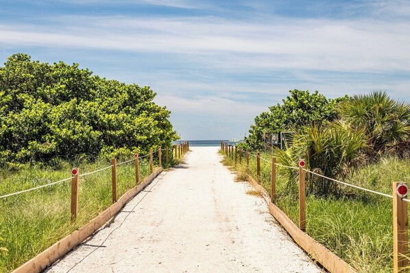 Unclassified image, 1 of 33, button