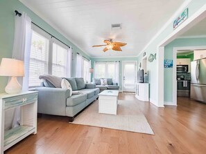 Nicht klassifiziertes Bild, 2 von 29, Schaltfläche