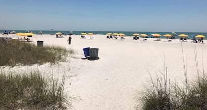 Best of Upham Beach 1st Floor Condo Heated Pool