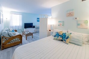 Desk, iron/ironing board, travel cot, WiFi