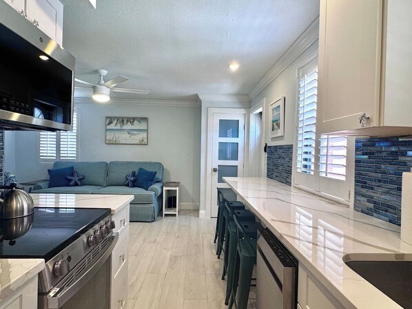 Imagen sin descripción, 1 de 30, botón