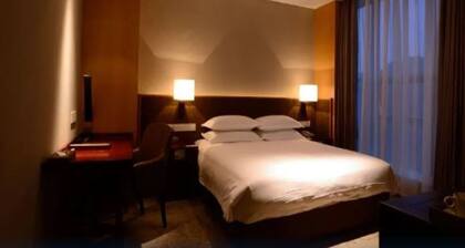 Easy Living International Hotel