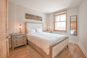Design Condo, 1 Bedroom, Balcony, Courtyard View (Silver Mill 8225) | 1 bedroom, individually decorated, individually furnished