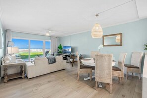 Téléviseur, lecteur de DVD