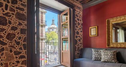 est. 1598 1BR. suite + Cathedral View + balconies CASA SAUTO