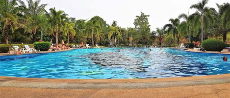 Apartment | Pool | Outdoor pool