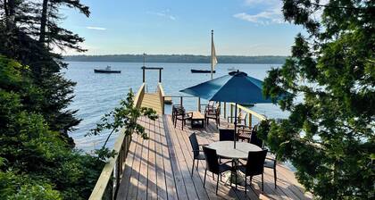 Spectacular Oceanfront Estate with Beautiful Sunsets on 8 acres