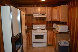 Fridge, oven, coffee/tea maker