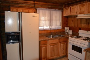 Fridge, oven, coffee/tea maker