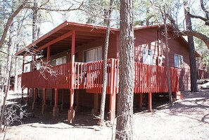 Exterior - Whispering Pines - Cabin 34 (3 Bedroom) (Pinetop)
