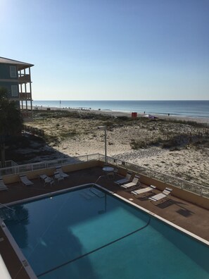 Outdoor pool - Cheerful Gulf-Front Beach Condo with Panoramic Views (Gulf Shores)
