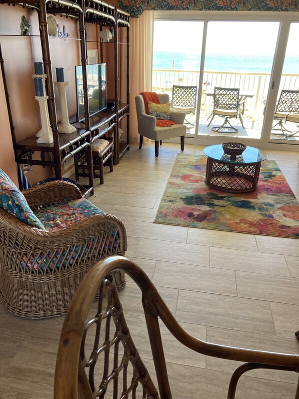 Smart TV, DVD player