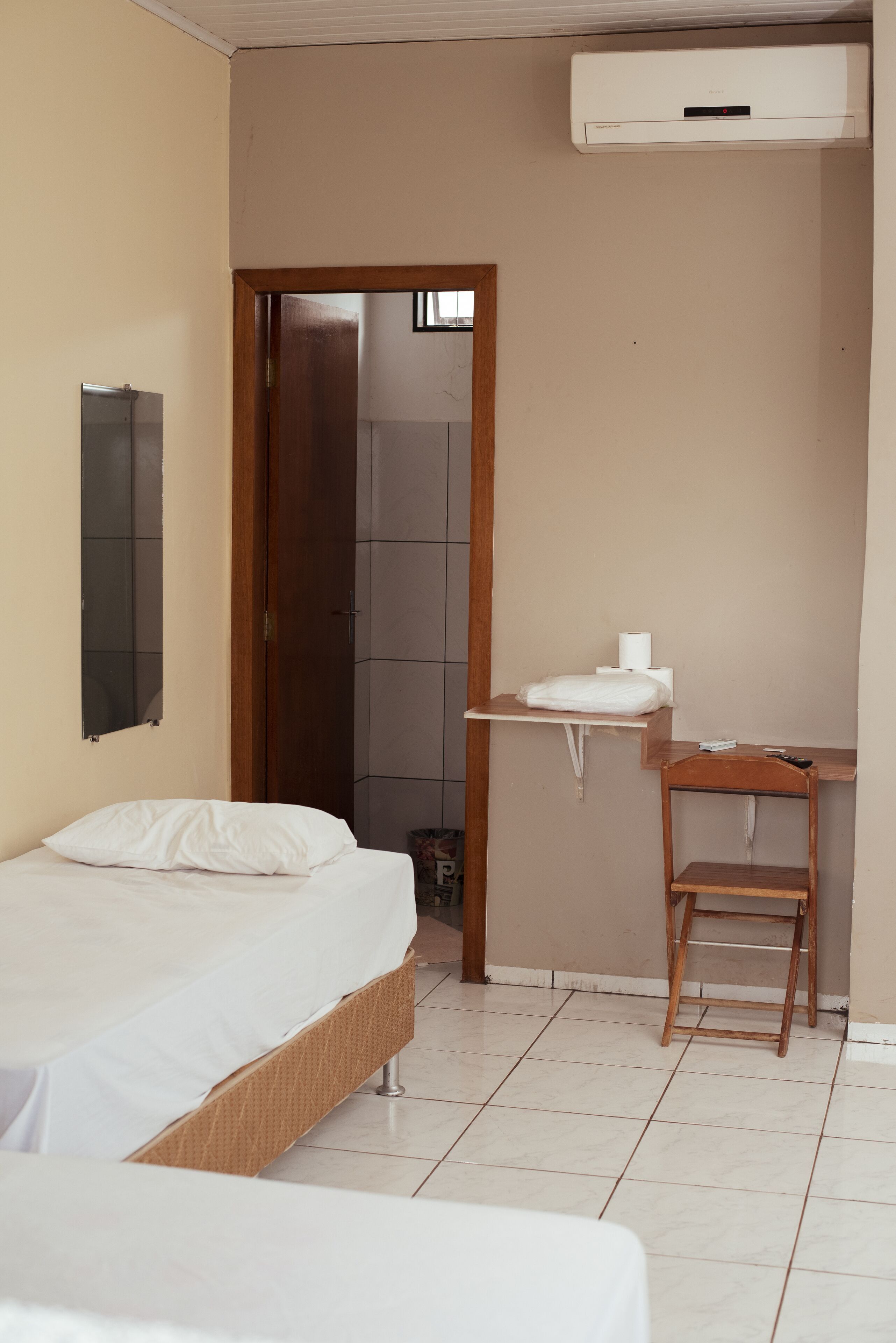 Minibar, soundproofing, free WiFi, bed sheets
