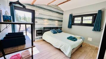 3 chambres, fer et planche Ă repasser, lit parapluie, Wi-Fi