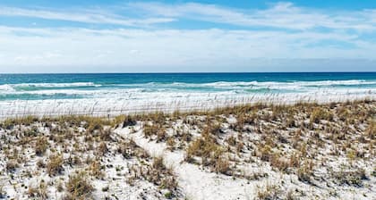 Completely renovated house. Lots of fun bright colors & right by the beach!