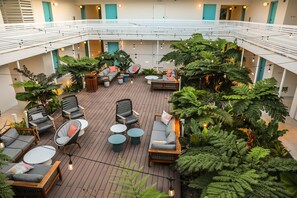 Terrace/patio - Kimpton Shorebreak Fort Lauderdale Beach Resort by IHG (Fort Lauderdale)