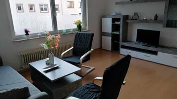 智能電視、DVD 播放機、書籍